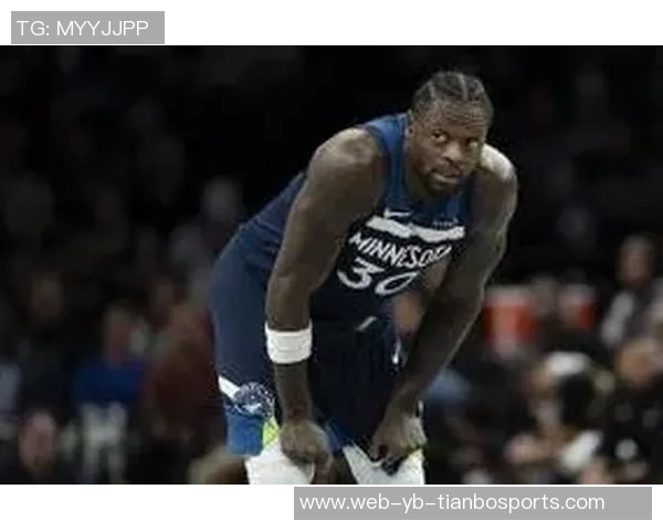 兰德尔直言球队防守失误严重下半场对手几乎狂轰百分 兰德尔直言球队防守失误严重下半场对手几乎狂轰百分