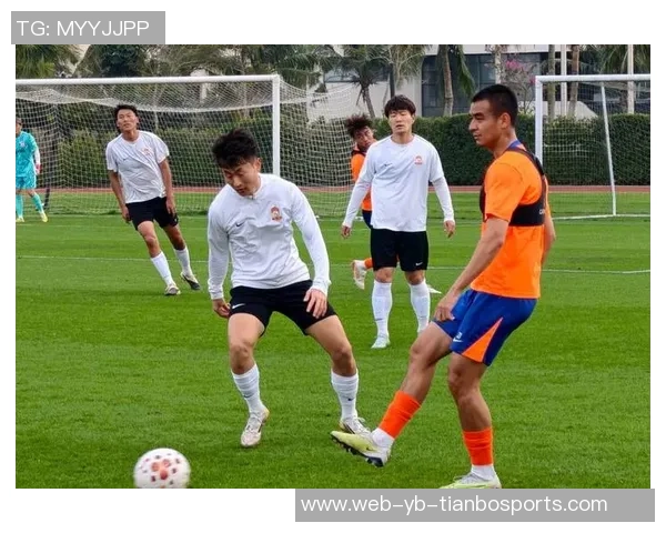 鲁媒报道泰山队热身赛战平首尔新外援将于广州集结放假三天